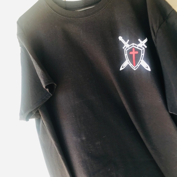 Shield of God T-shirt - Picture 4 of 4